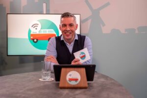 Lodewijk van Noort aan tafel bij de Direct Duidelijk Tour